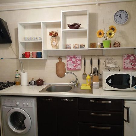 Apartment Nr Railway Station Одеса Екстер'єр фото